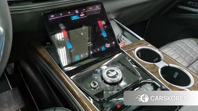 Cadillac Escalade 5th Generation 2025 Черный из Кореи, фото 3