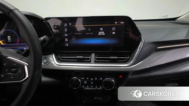 Chevrolet (GM Daewoo) Trax Crossover 2023 Черный из Кореи, фото 3