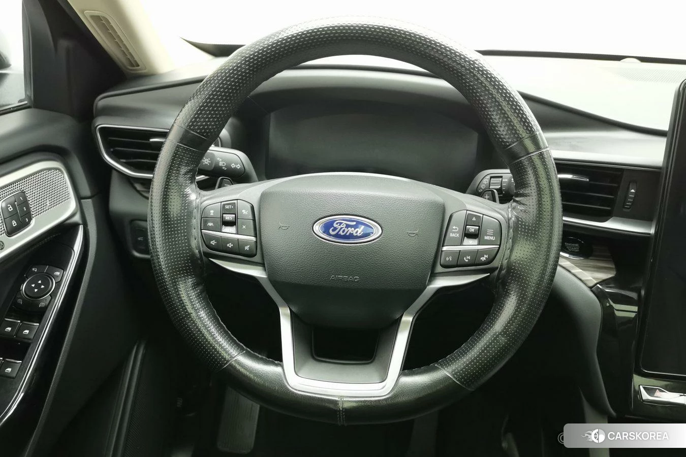 Ford Explorer 2020 Черный из Китая, фото 3