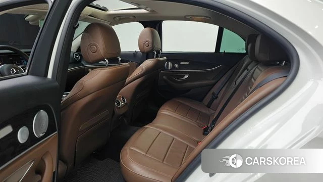 Mercedes-Benz E-Class W213 2019 Белый из Кореи, фото 3