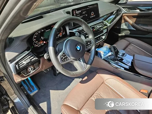 BMW 5 Series (G30) 2022 Серый из Кореи, фото 3