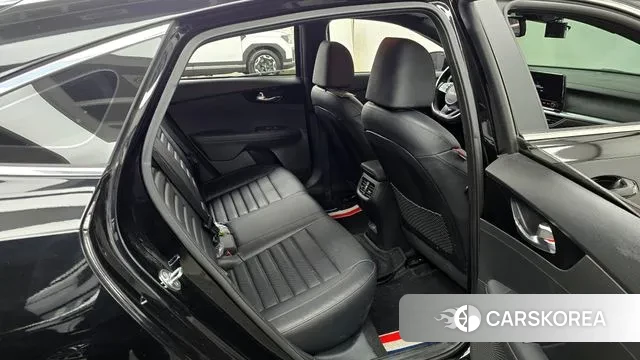 Kia The New K3 2nd generation 2022 Черный из Кореи, фото 3