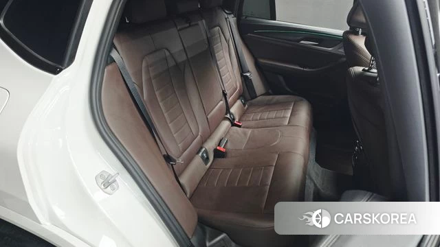 BMW X4 (G02) 2025 Белый из Кореи, фото 3
