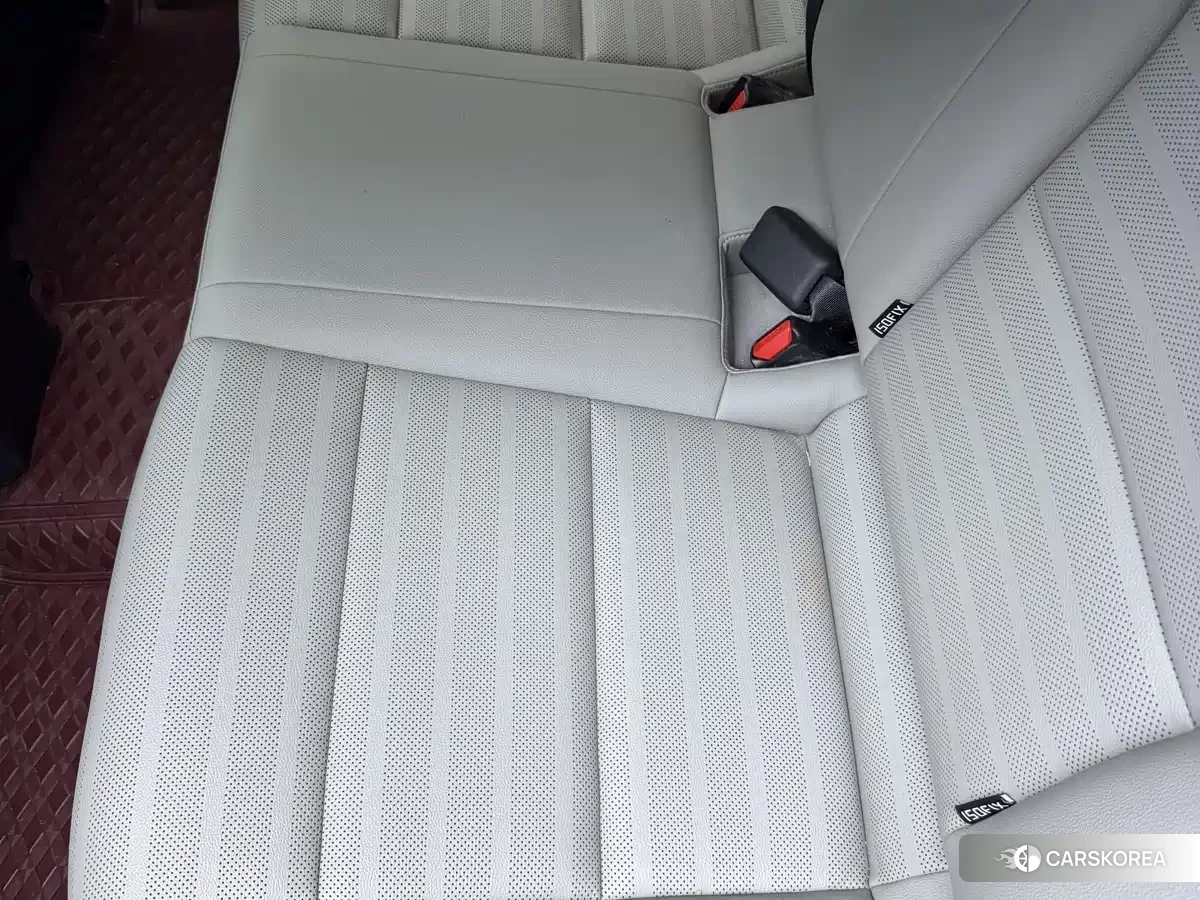 Kia K3 2022 Белый из Китая, фото 3