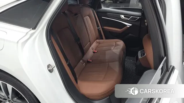 Audi A6 (C8) 2022 Белый из Кореи, фото 3