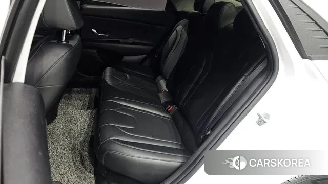 Hyundai Avante Hybrid (CN7) 2021 Белый из Кореи, фото 3