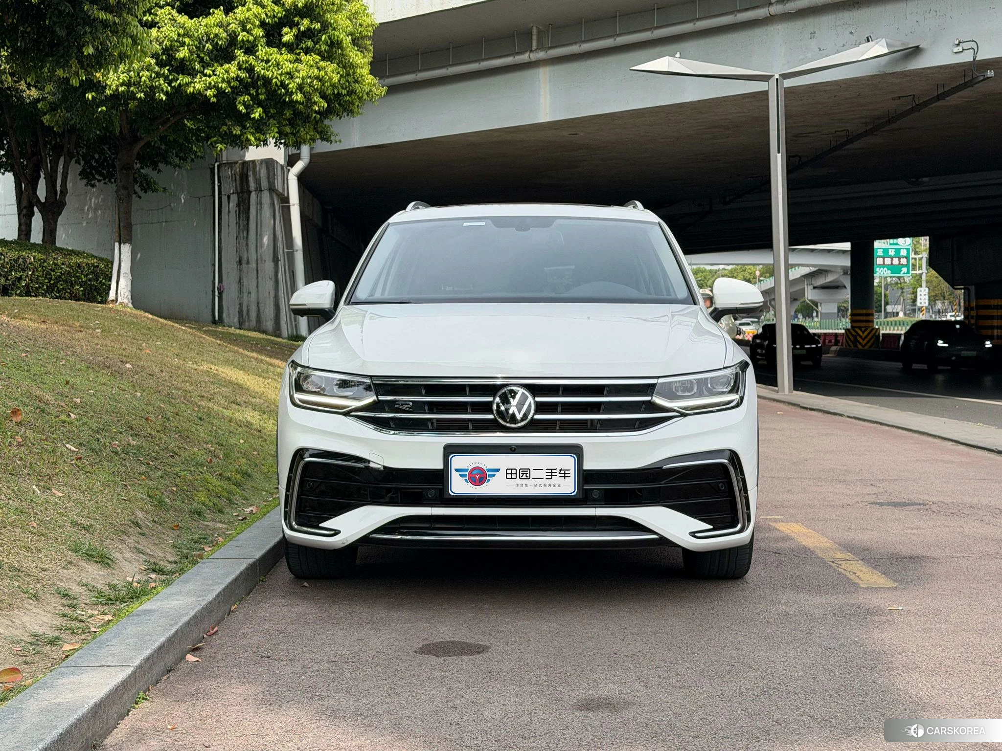 Volkswagen Tiguan L 2021 Белый из Китая, фото 3