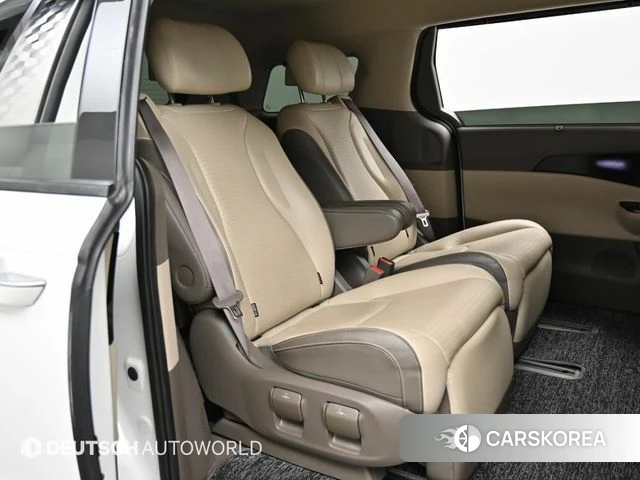 Kia Carnival 4th generation 2022 Белый из Кореи, фото 3