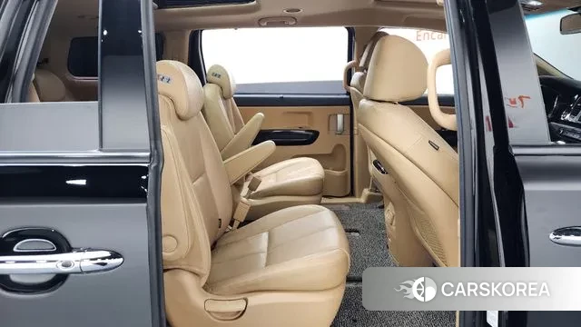 Kia The New Carnival 2019 Черный из Кореи, фото 3