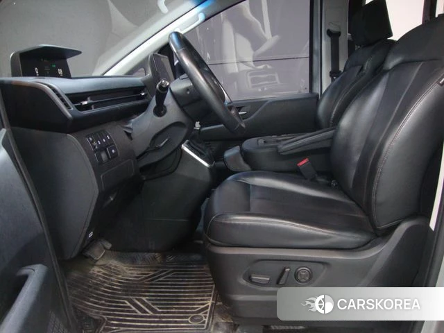 Hyundai Staria 2021 Серый из Кореи, фото 3