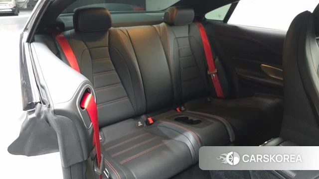 Mercedes-Benz E-Class W213 2023 Белый из Кореи, фото 3