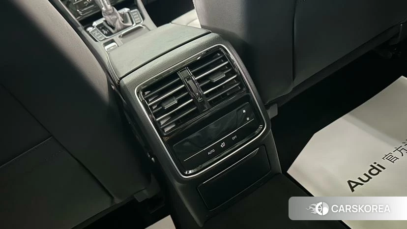 Volkswagen Magotan 2022 Черный из Китая, фото 3
