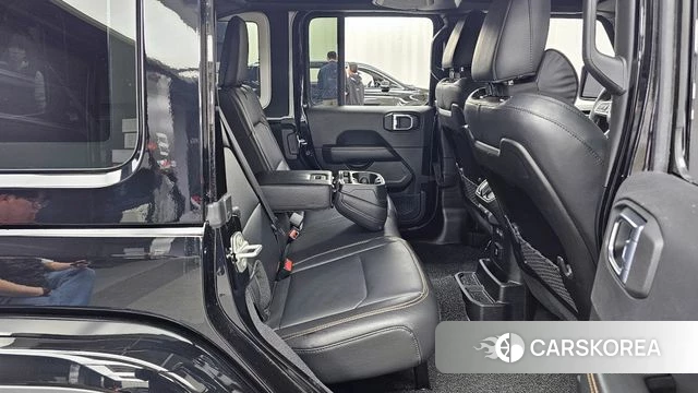 Jeep Wrangler (JL) 2024 Черный из Кореи, фото 3