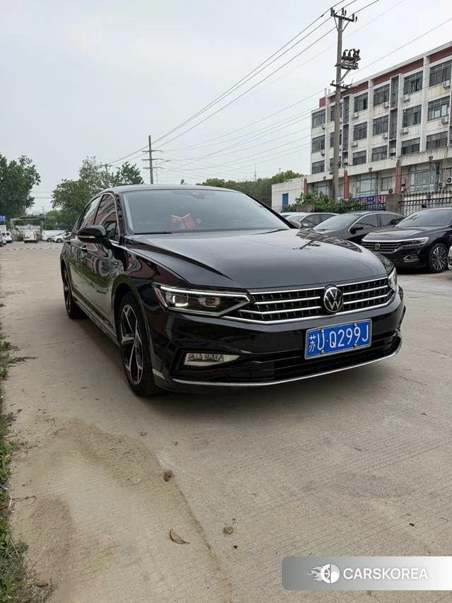 Volkswagen Magotan 2023 Черный из Китая, фото 3