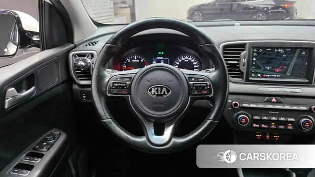 Kia Sportage 4th Generation 2018 Белый из Кореи, фото 3