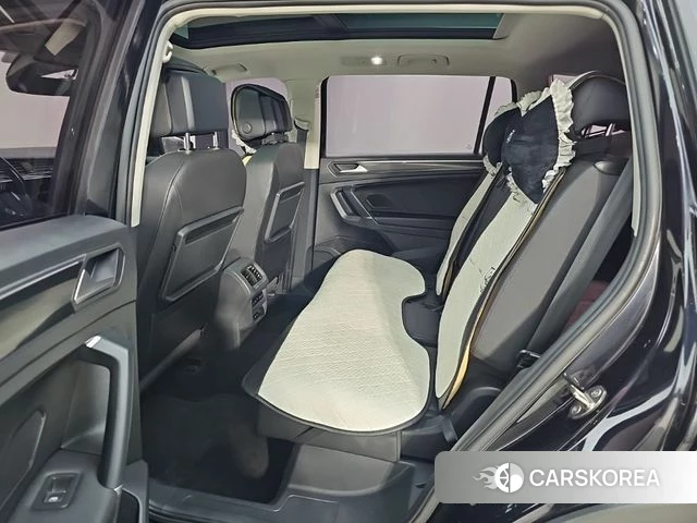 Volkswagen Tiguan Allspace 2020 Черный из Кореи, фото 3