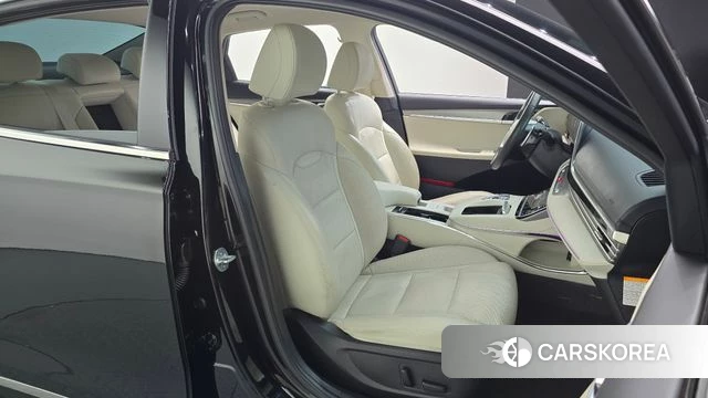 Hyundai The New Grandeur IG Hybrid 2022 Черный из Кореи, фото 3