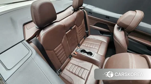 BMW 4 Series (G22) 2023 Белый из Кореи, фото 3