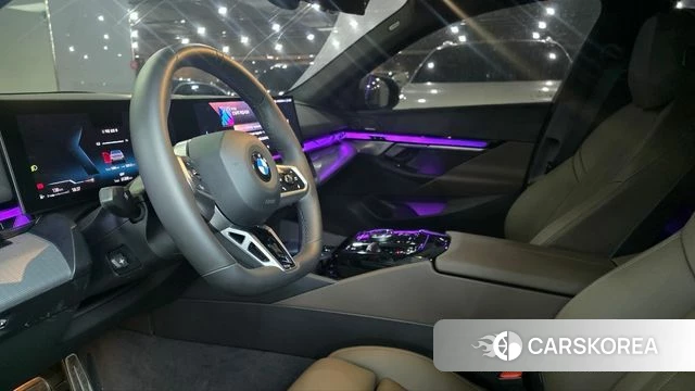 BMW 5 Series (G60) 2025 Серый из Кореи, фото 3