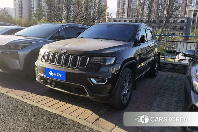 Jeep Grand Cherokee (imported) 2022 Черный из Китая, фото 3