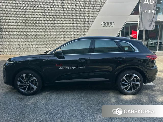 Audi Q5 (80A) 2025 Черный из Кореи, фото 3