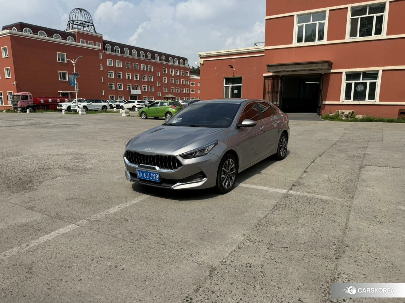 Kia K3 2021 Серебристо-серый из Китая, фото 3