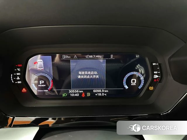 Audi A3 2023 Белый из Китая, фото 3
