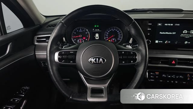 Kia K5 3rd generation 2021 Серый из Кореи, фото 3