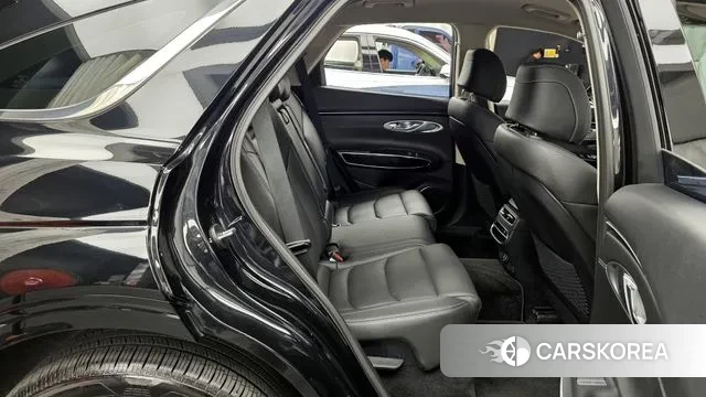 Genesis GV70 2022 Черный из Кореи, фото 3