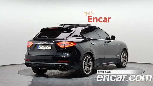 Maserati Levante id 2694190 из Кореи 3