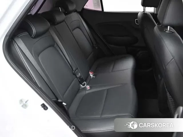 Hyundai Venue 2022 Белый из Кореи, фото 3