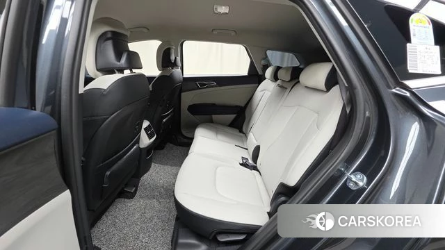 Kia Sportage 5th Generation 2024 Серый из Кореи, фото 3