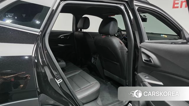 Chevrolet (GM Daewoo) Trax Crossover 2023 Черный из Кореи, фото 3