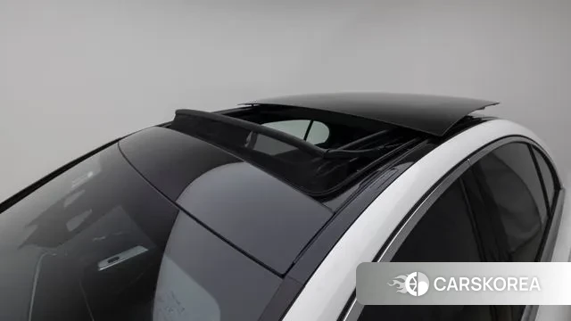 Mercedes-Benz E-Class W214 2024 Белый из Кореи, фото 3