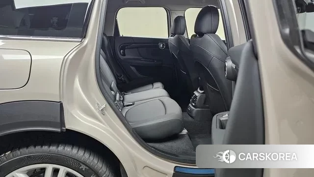 Mini Cooper Countryman 2022 Серебристо-серый из Кореи, фото 3