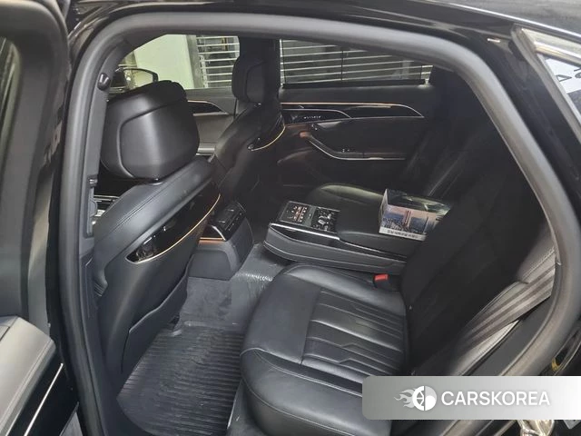 Audi A8 (D5) 2021 Черный из Кореи, фото 3