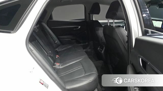 Hyundai Sonata (DN8) 2022 Белый из Кореи, фото 3