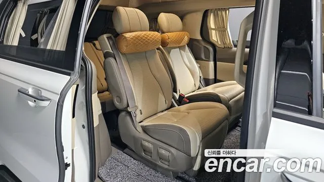 Kia Carnival 4th generation 2023 Белый из Кореи, фото 3
