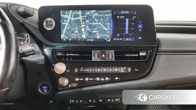 Lexus ES300h 7th generation 2021 Серый из Кореи, фото 3