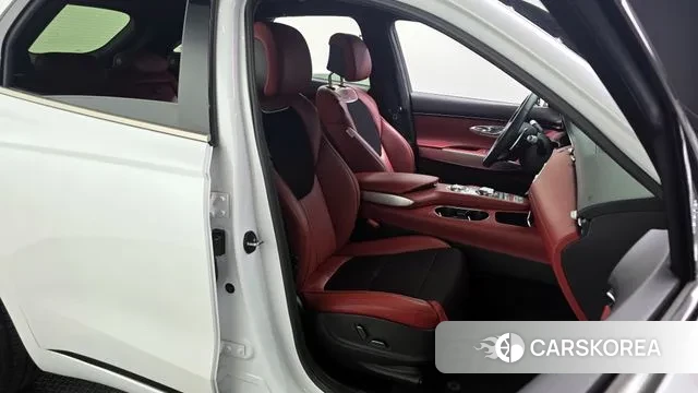 Genesis GV70 2022 Белый из Кореи, фото 3