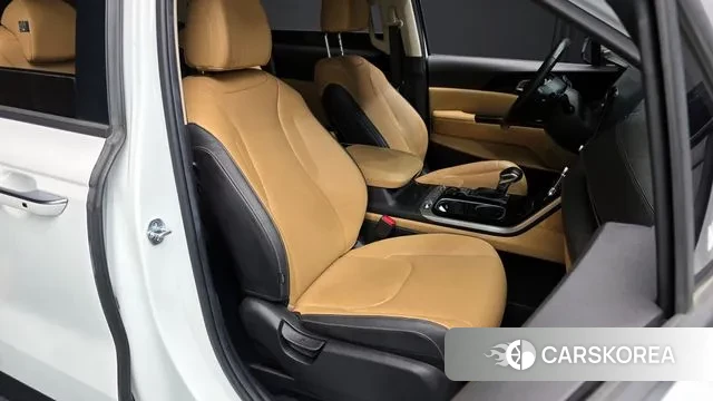 Kia Carnival 4th generation 2023 Белый из Кореи, фото 3