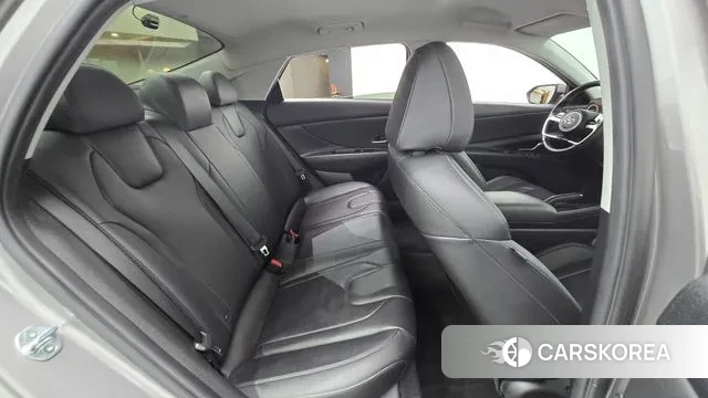 Hyundai Avante (CN7) 2020 Серебристо-серый из Кореи, фото 3