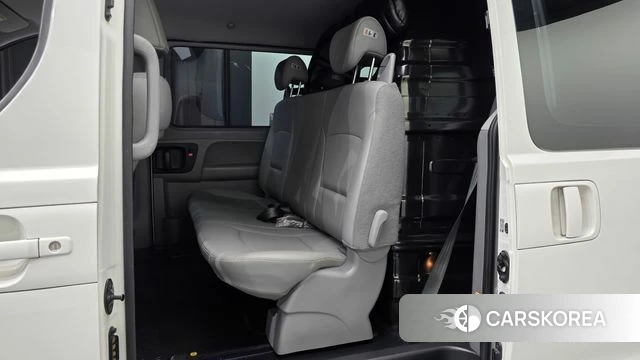Hyundai The New Grand Starex 2021 Белый из Кореи, фото 3