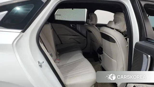 Kia K8 Hybrid 2022 Белый из Кореи, фото 3