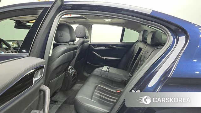 BMW 5 Series (G30) 2018 Синий из Кореи, фото 3