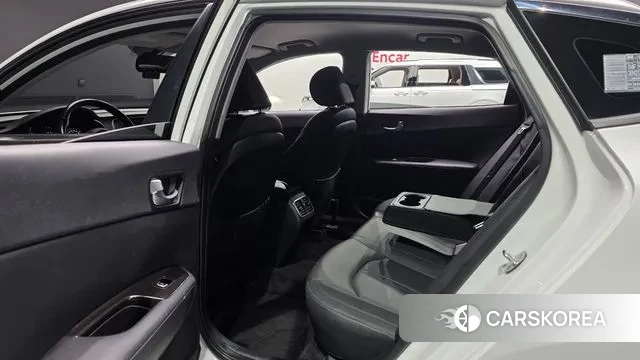 Kia The New K5 2nd generation 2018 Белый из Кореи, фото 3