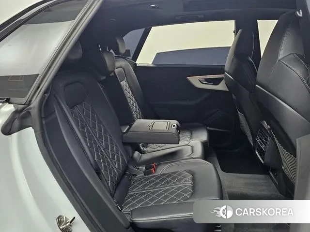 Audi Q8 (4M) 2021 Белый из Кореи, фото 3