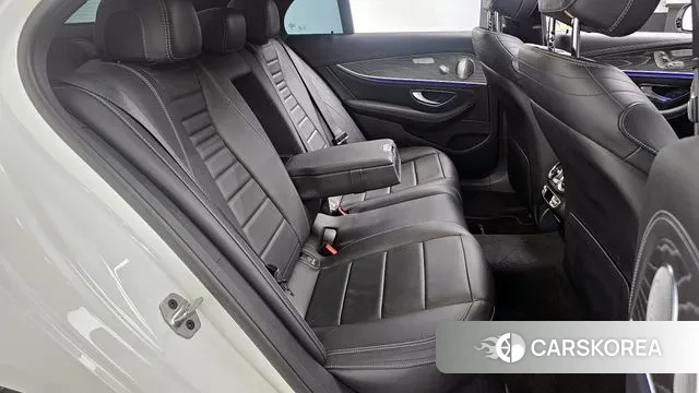 Mercedes-Benz E-Class W213 2020 Белый из Кореи, фото 3