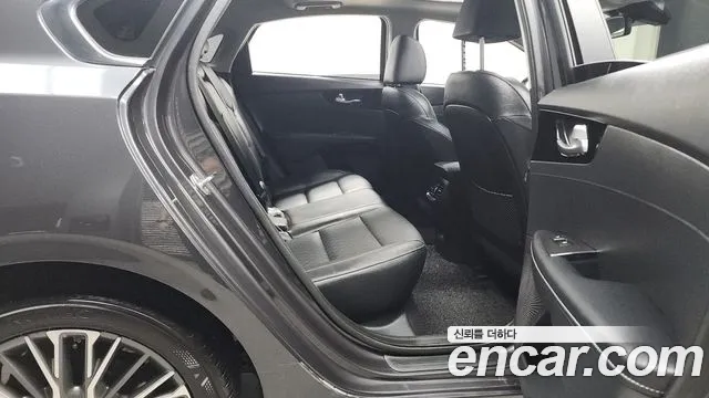 Kia The New K3 2nd generation 2023 Серый из Кореи, фото 3