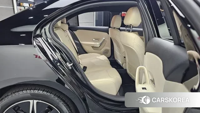 Mercedes-Benz A-Class W177 2025 Черный из Кореи, фото 3